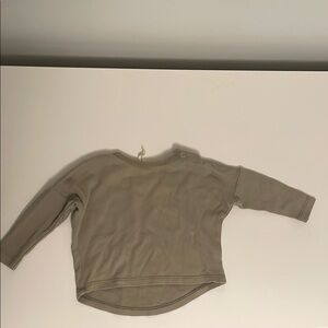 Quincy Mae long sleeve top size 0-3 months